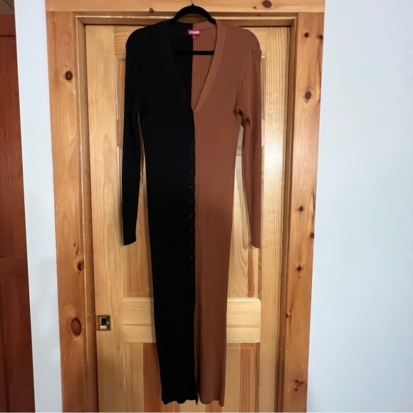STAUD Dresses & Skirts - STAUD SHOKO SWEATER DRESS TAN BLACK SIZE LARGE